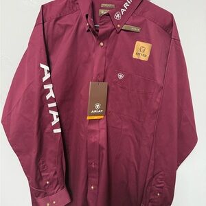 Ariat Men's Maroon Button Down Shirt